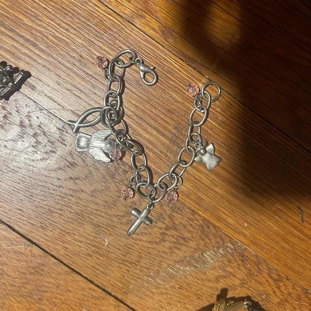 2 bracelet bundles